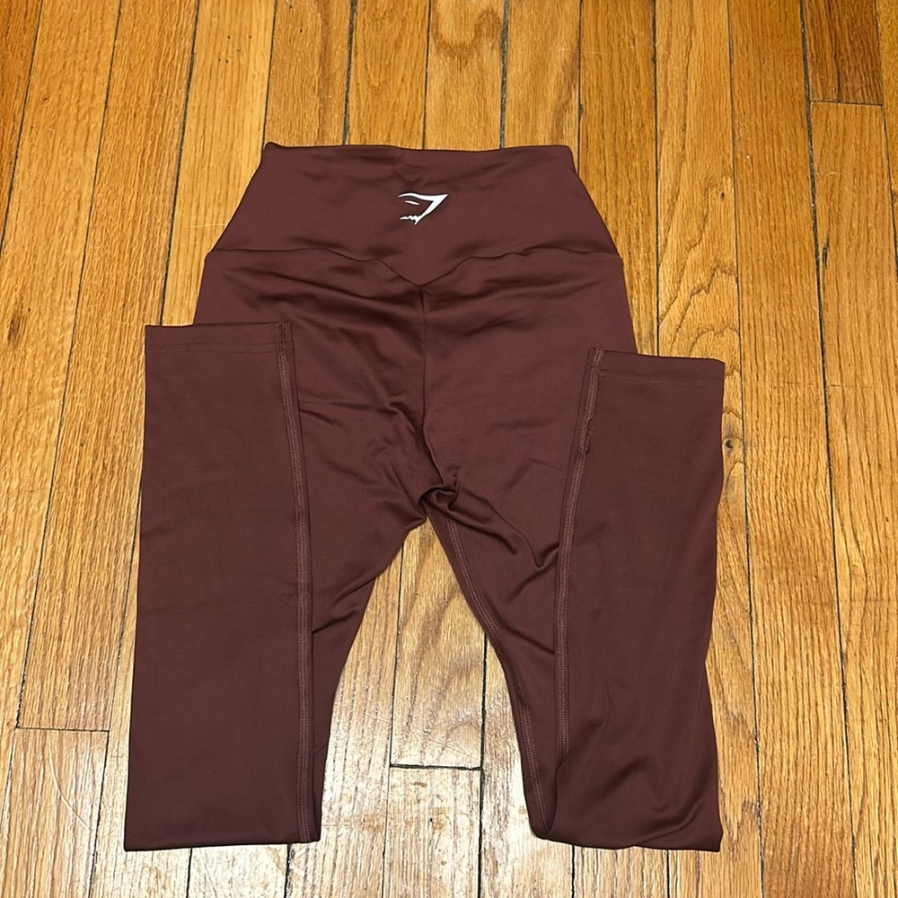 Gym shark- cherry brown- training leggings.